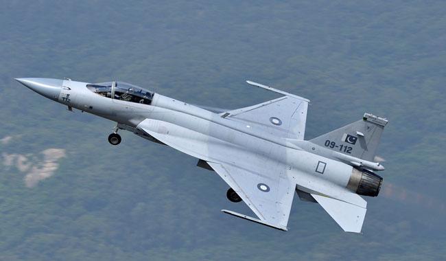 Pakistan Sells 8 JF-17 to Sri Lanka